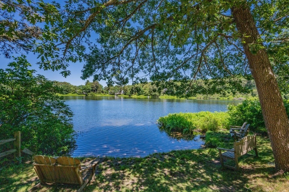 98 Horizon Dr