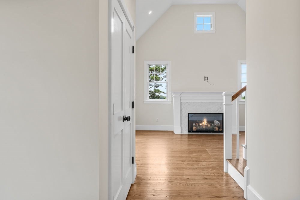 98 Horizon Dr