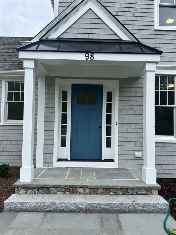 98 Horizon Dr