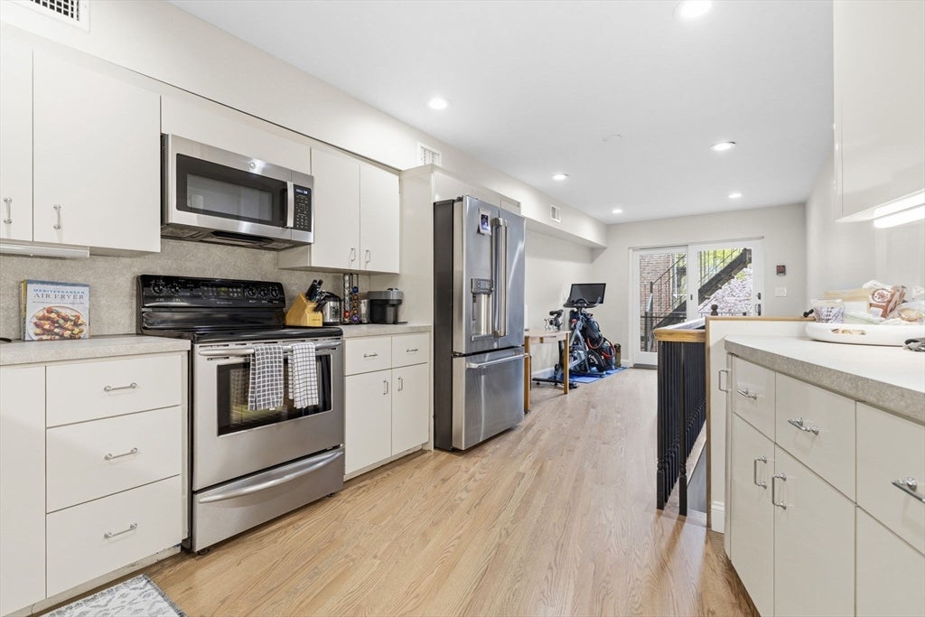 159 Salem St #4, Boston, MA, 159 Salem St #4, Boston, MA Photo #4