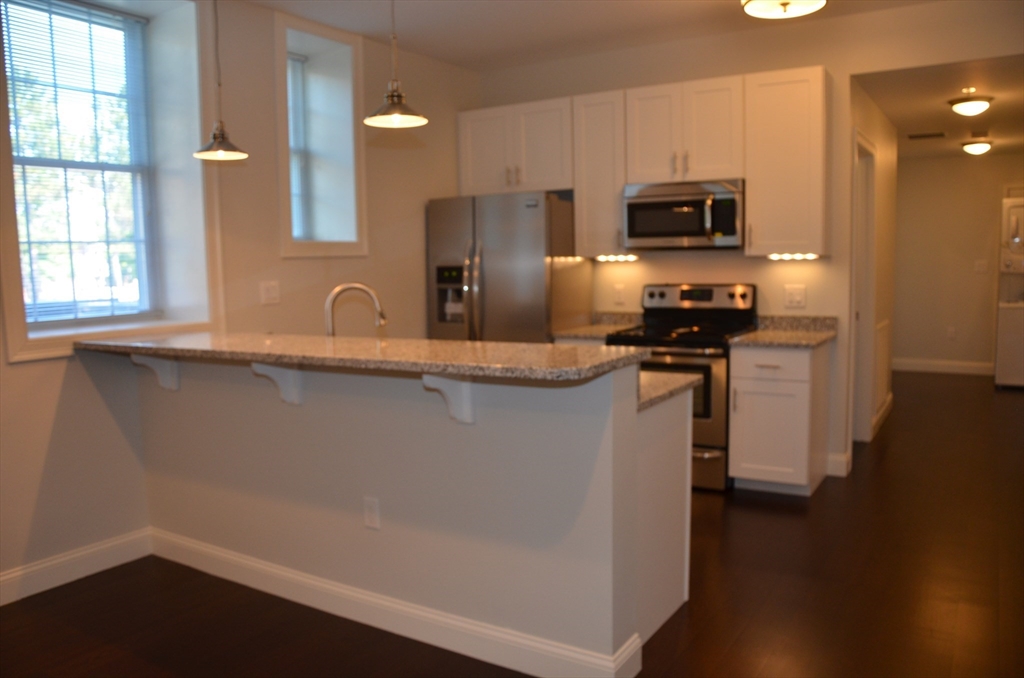 6 Admiral's Way #1, Chelsea, MA Photo #1