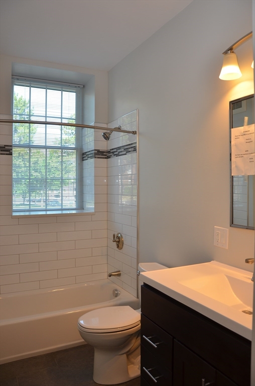 6 Admiral's Way #1, Chelsea, MA Photo #7