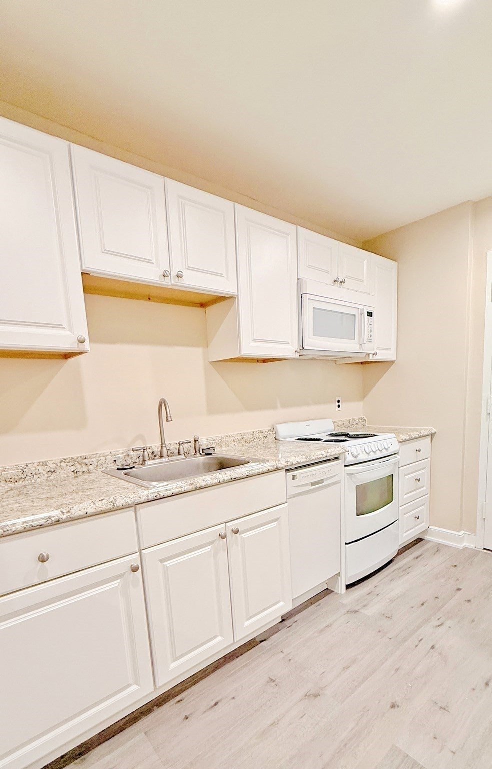 18 Pond St 2