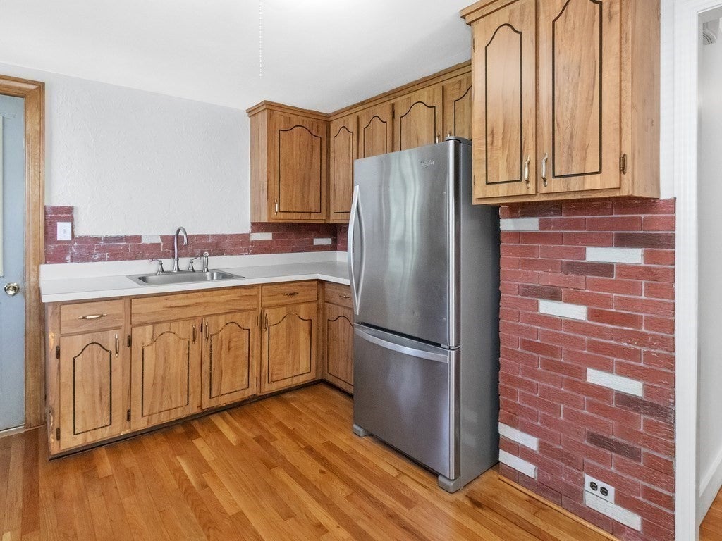 63 Rockridge Road, Waltham, MA Photo #10