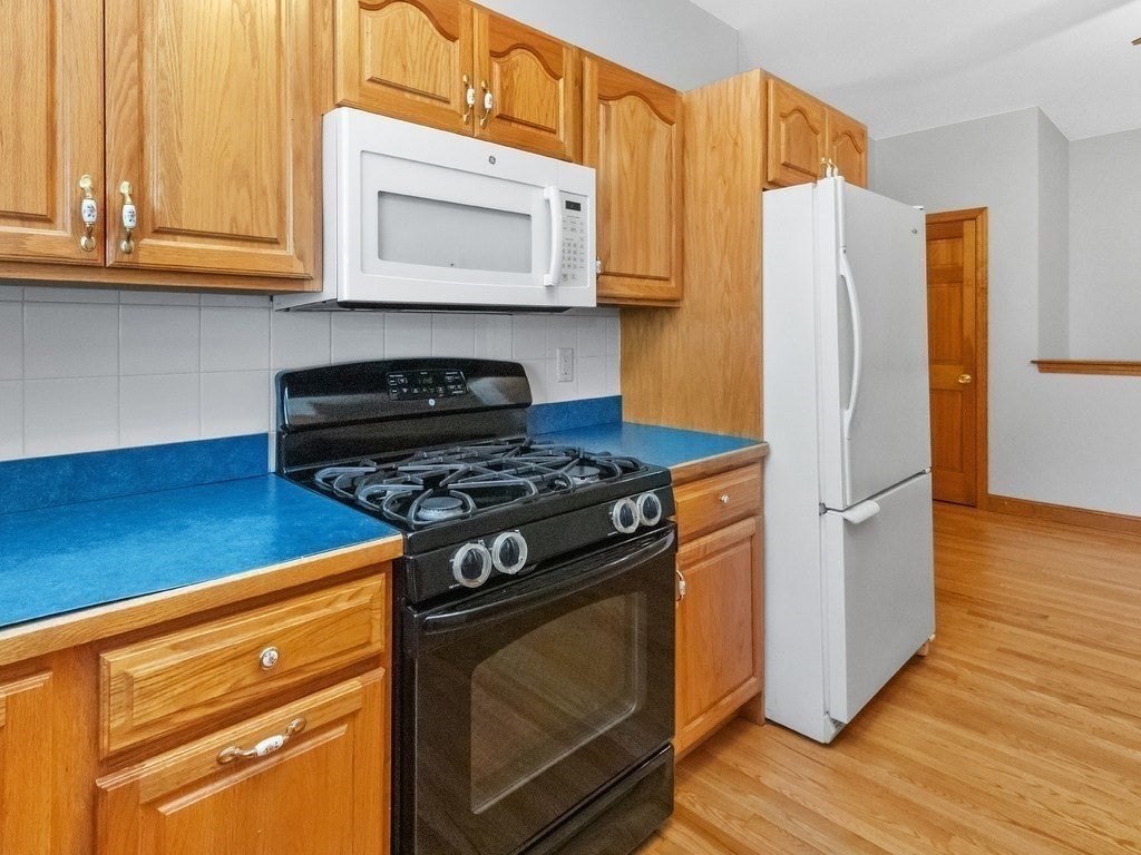 63 Rockridge Road, Waltham, MA Photo #22