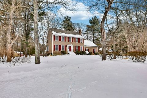 Photo of 1 Deer Path, Mansfield, MA 02048 (MLS # 73476630)