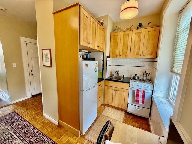 11 Unity St 7