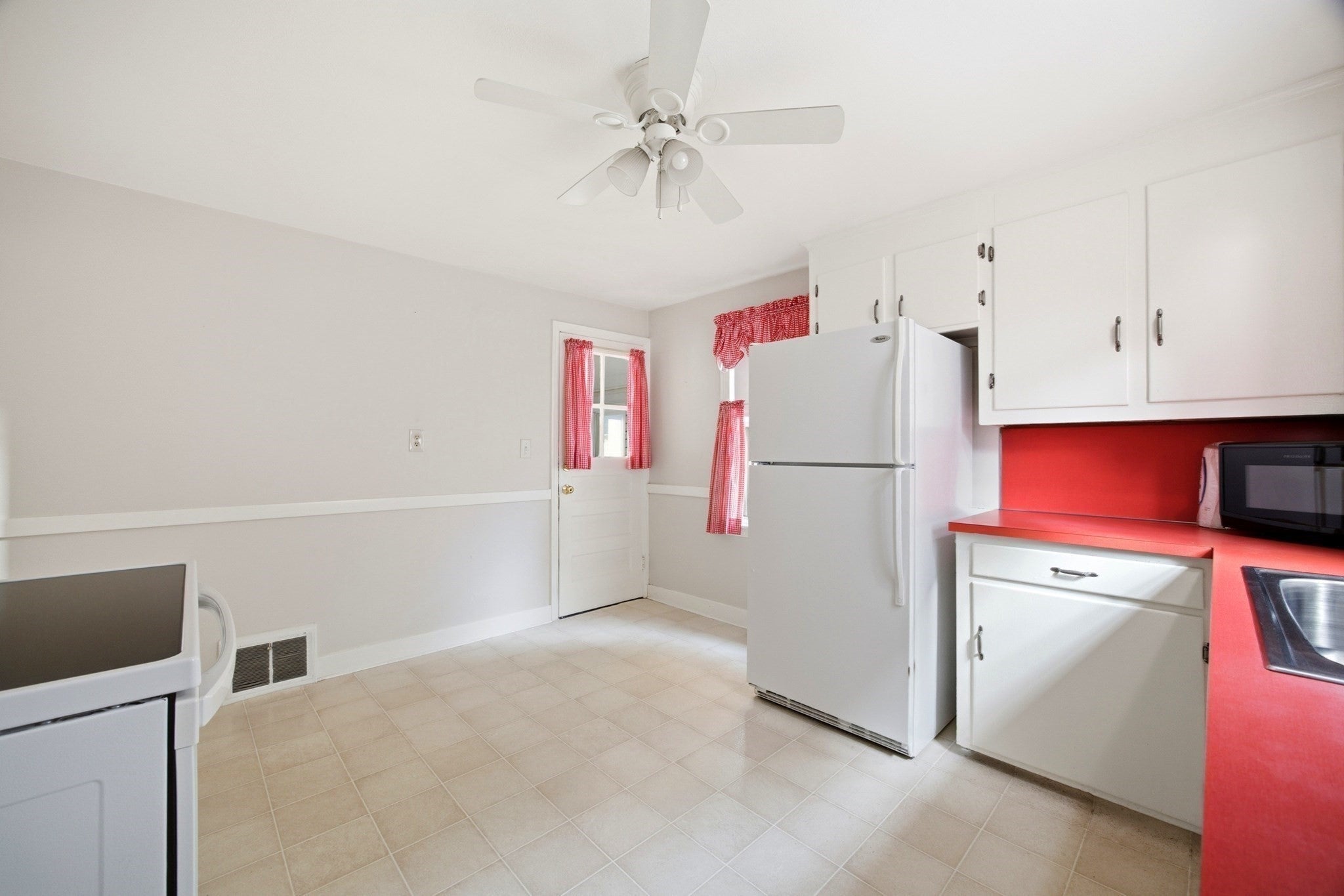 163 Ellsworth Ave, Springfield, MA, 163 Ellsworth Ave, Springfield, MA Photo #8
