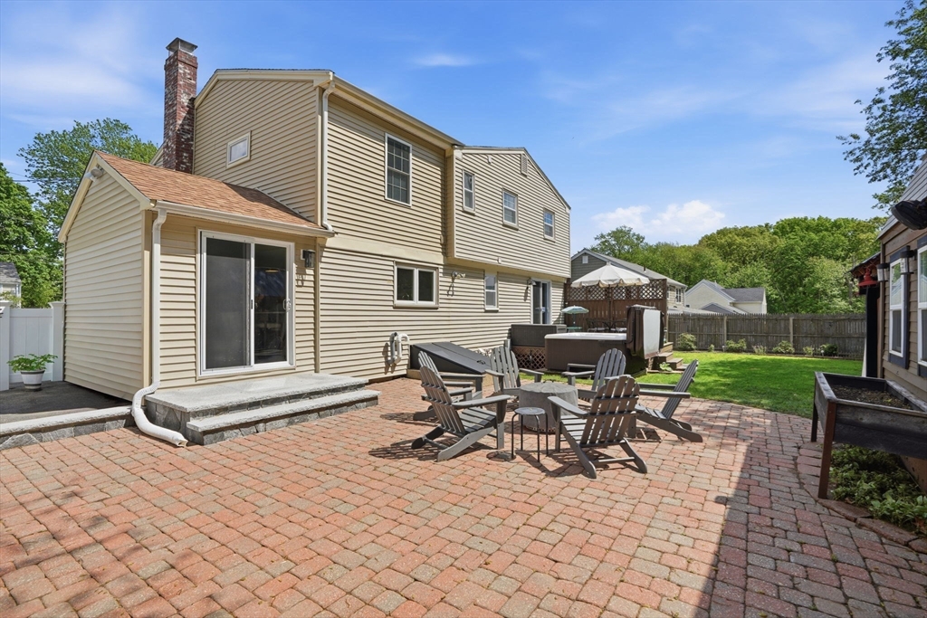 65 Lake St