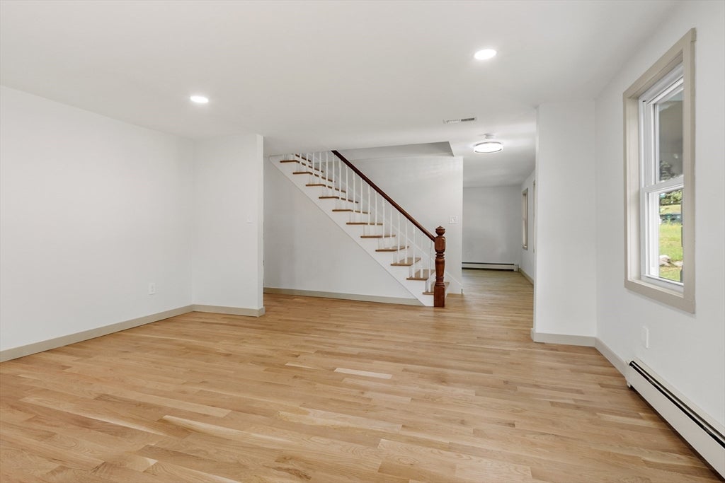 25 Main St, Ashburnham, MA, 25 Main St, Ashburnham, MA Photo #6