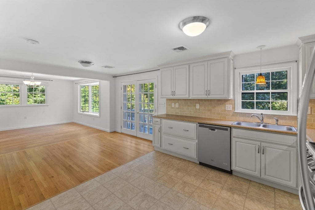 627 Main St, Dunstable, MA, 627 Main St, Dunstable, MA Photo #11