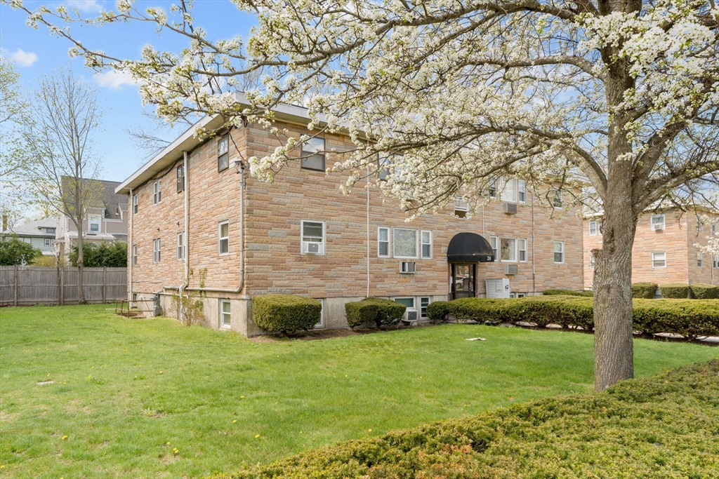 20 Auna Drive Unit-7