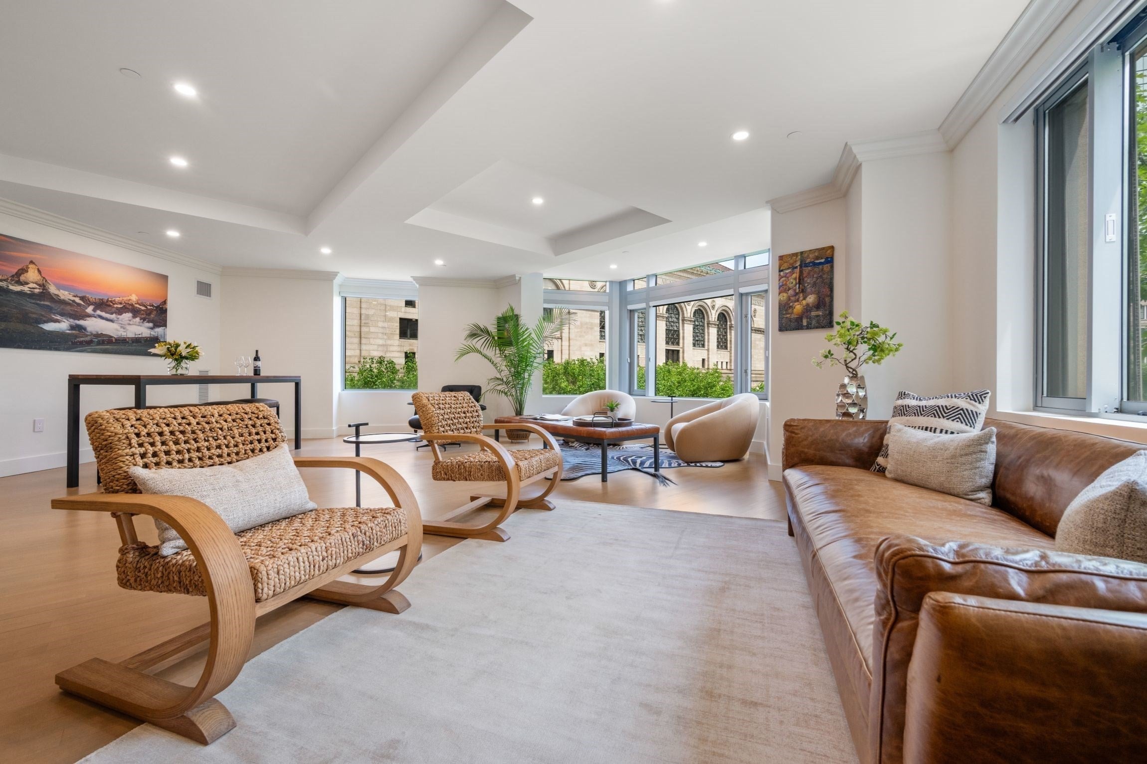 1 Huntington Avenue 204