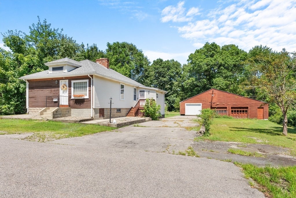 70 Central Blvd, Bellingham, MA, 70 Central Blvd, Bellingham, MA Photo #2