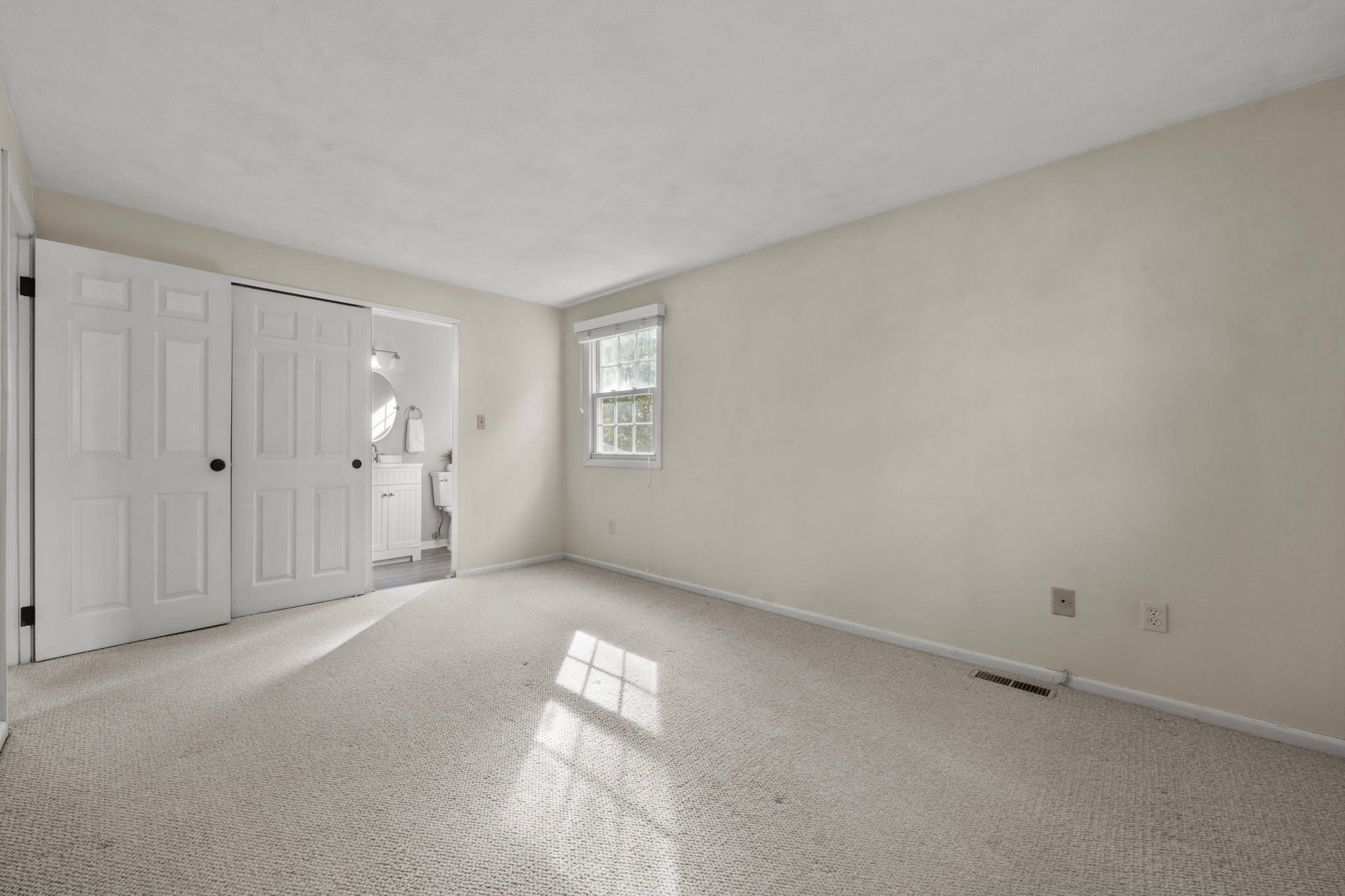 48 Catherine Dr, Peabody, MA, 48 Catherine Dr, Peabody, MA Photo #33