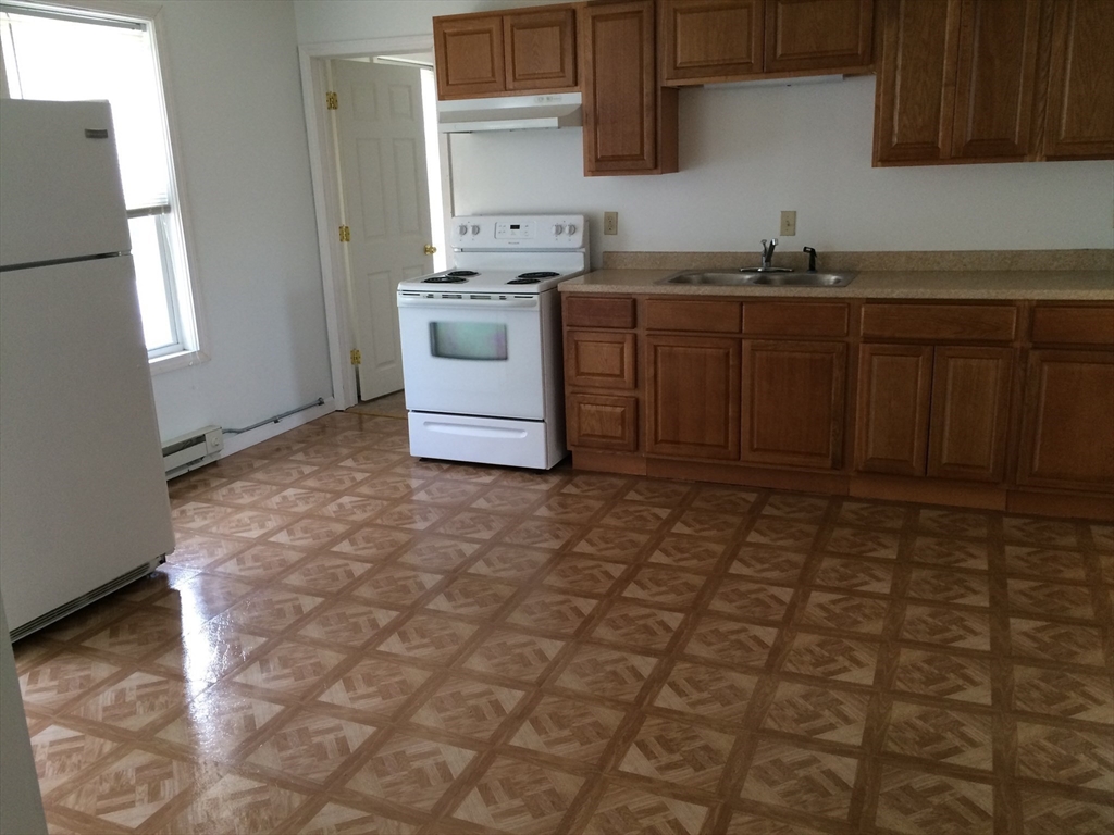 100 Conant St