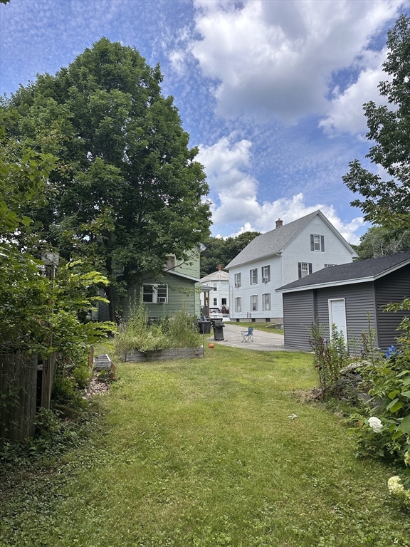 100 Conant St