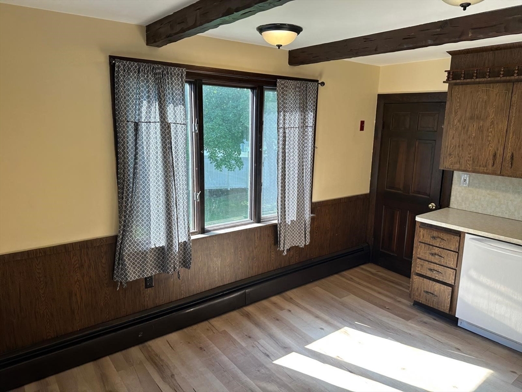 52 Railroad Ave. 52