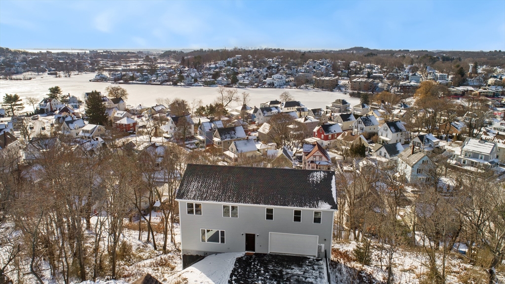 49 Grand View Ave