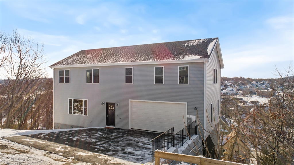 49 Grand View Ave