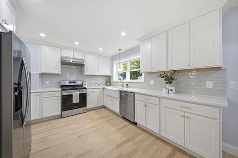 Photo of 30 Arnold St #30, Quincy, MA 02169 (MLS # 73511745)