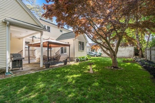 110 Falmouth Rd, Newton, MA Photo #31