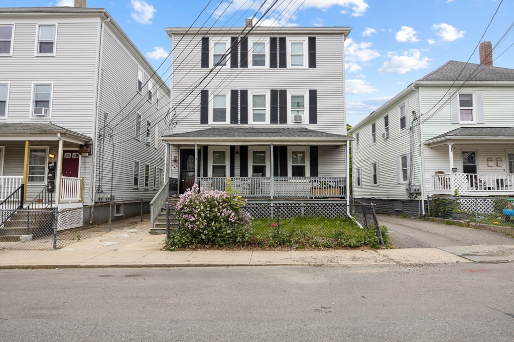 15 Forest Ave Ct