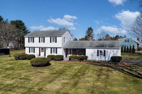 16 Brentwood Dr Wilbraham MA 01095