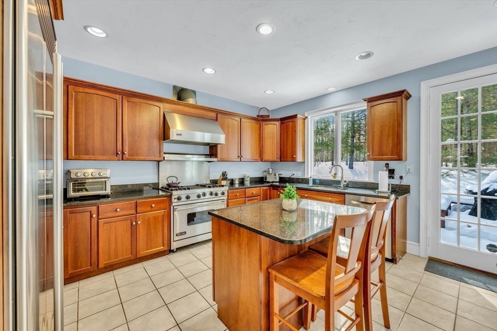 32 Pimlico Pond Rd