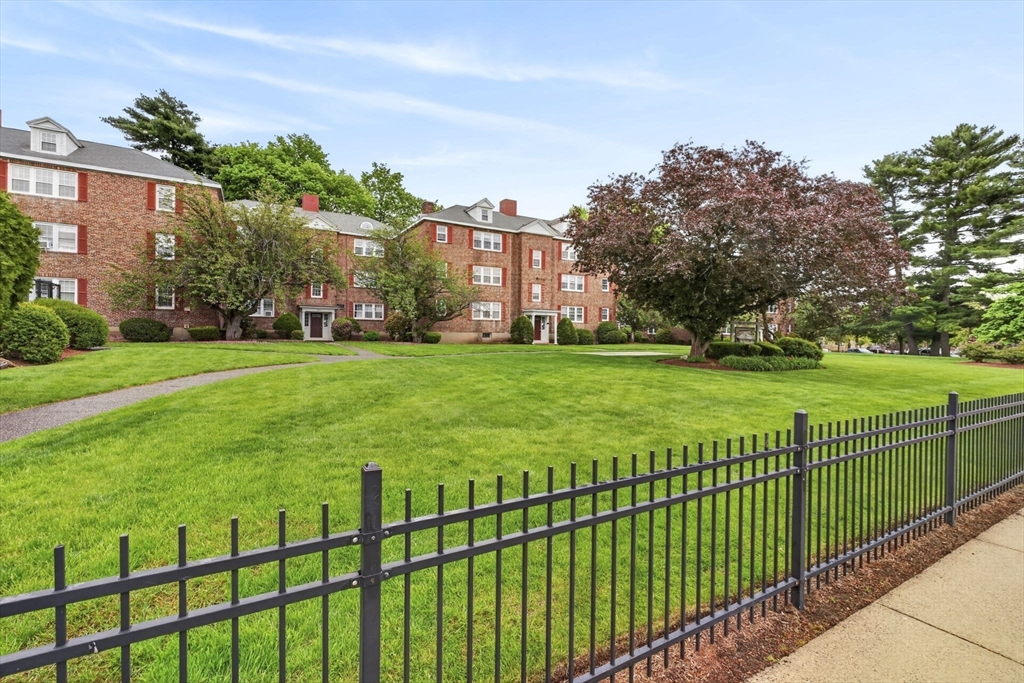 9 Dexter St #4, Malden, MA Photo #25