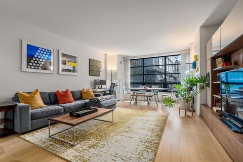 580 Washington St. 2A Boston MA 02111