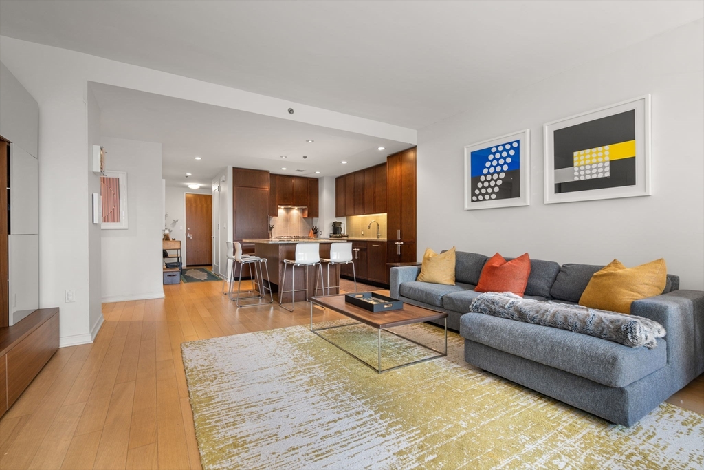 580 Washington St. 2A