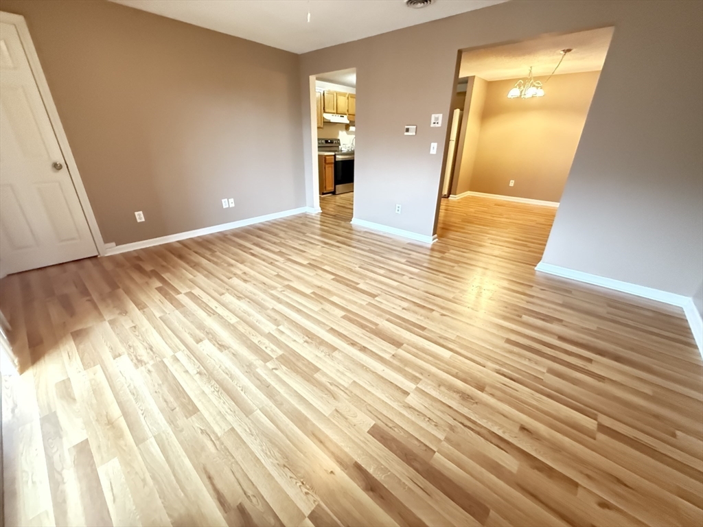 58 Randolph Dr 58