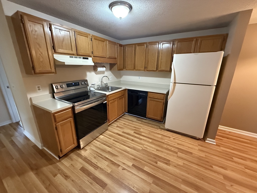 58 Randolph Dr 58