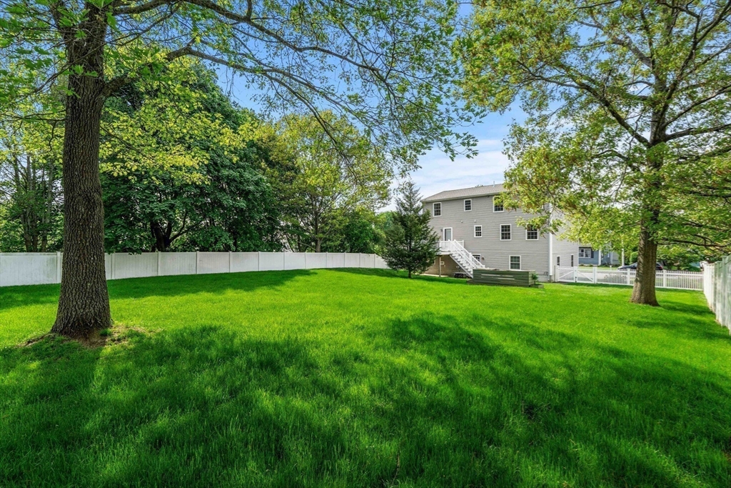 14 Greenlawn Ave