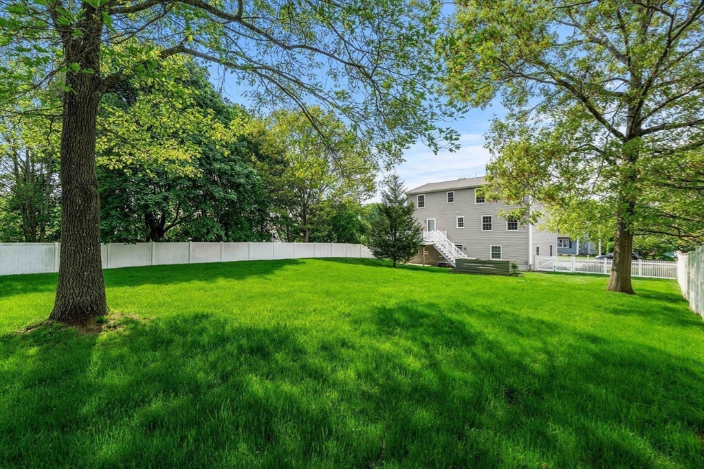 14 Greenlawn Ave