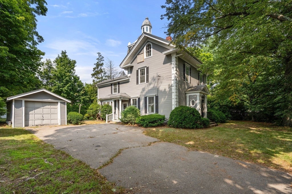 98 Kingsbury St