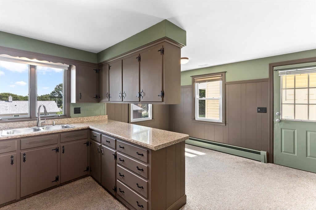 327 England St, Cumberland, RI, 327 England St, Cumberland, RI Photo #8