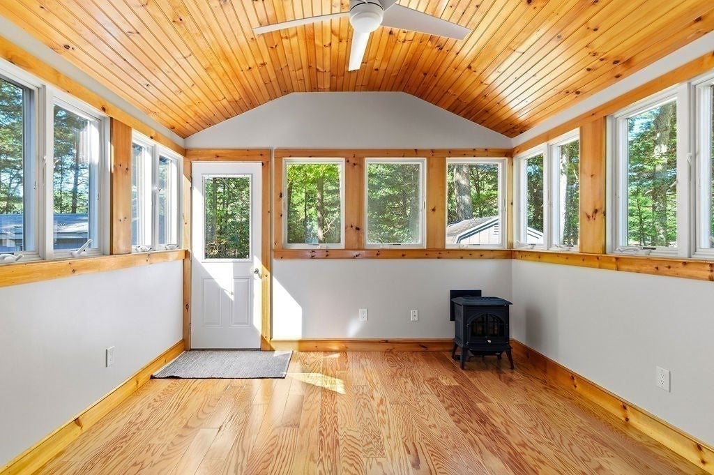 76 Woodridge Road, Duxbury, MA Photo #17