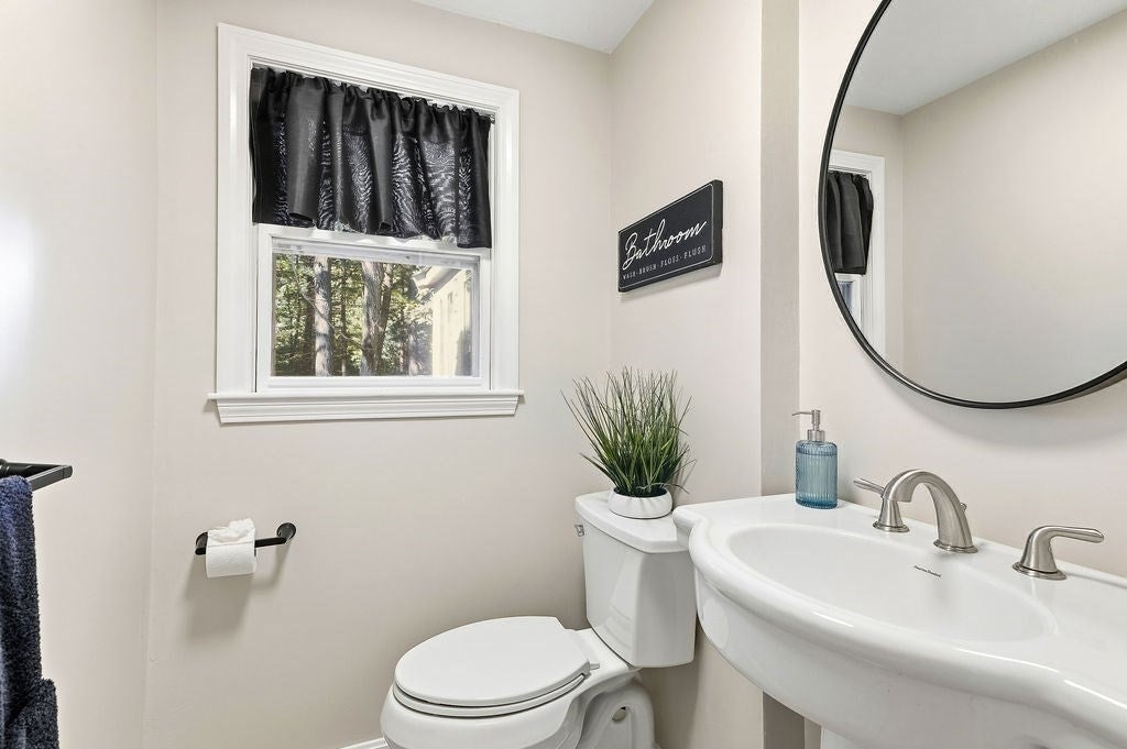 76 Woodridge Road, Duxbury, MA Photo #18