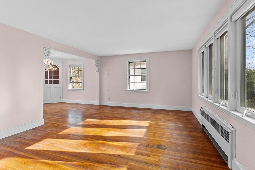 11 Longview Street