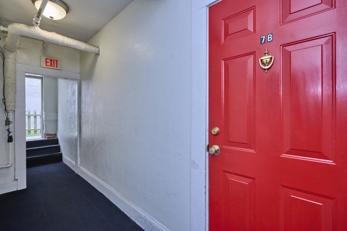 7 Lothian Rd #B, Boston, MA Photo #3