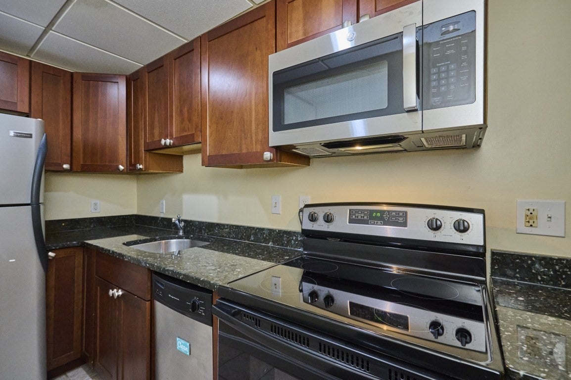 7 Lothian Rd #B, Boston, MA Photo #8