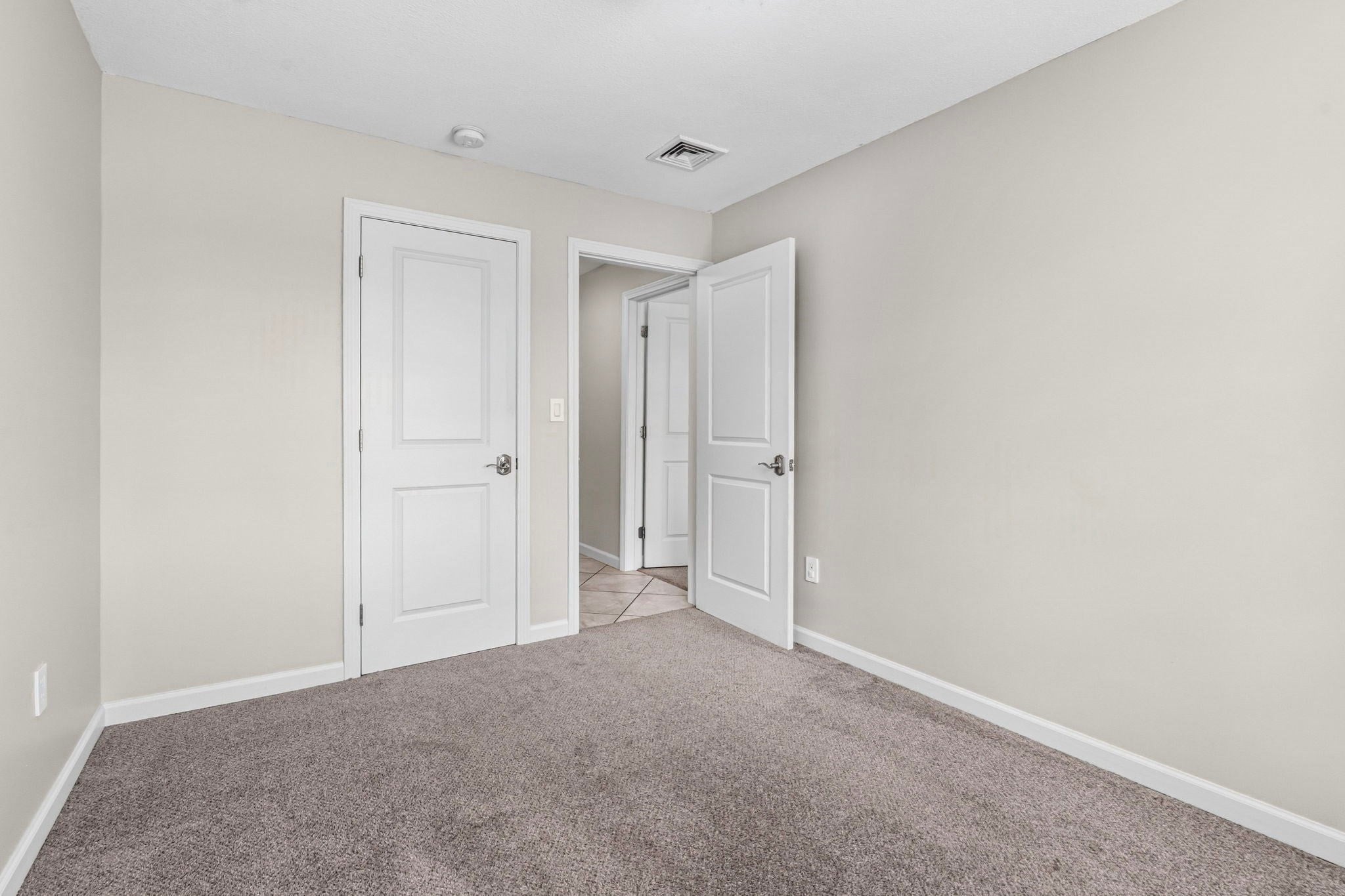 263 College Hwy, Southampton, MA Photo #24