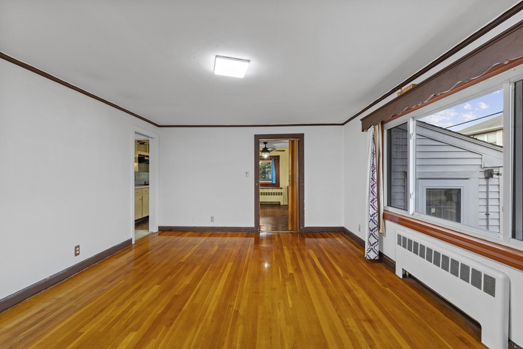 176 River St 0