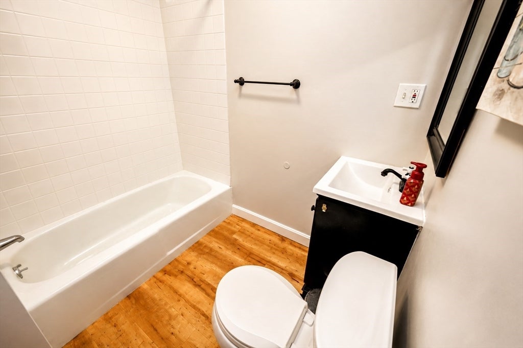 20 Webb Pl #1A, Mansfield, MA Photo #11