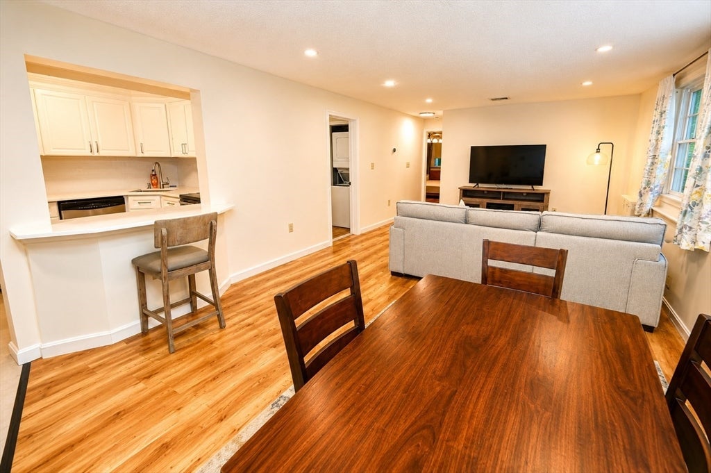 20 Webb Pl 1A