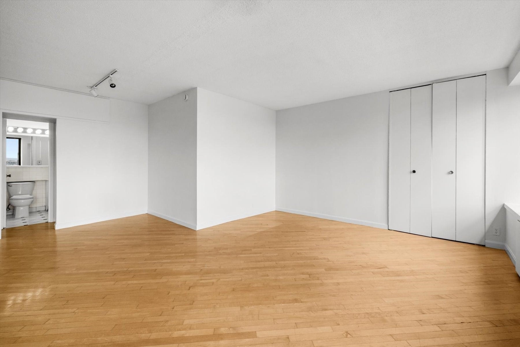 85 E India Row #23D, Boston, MA Photo #16