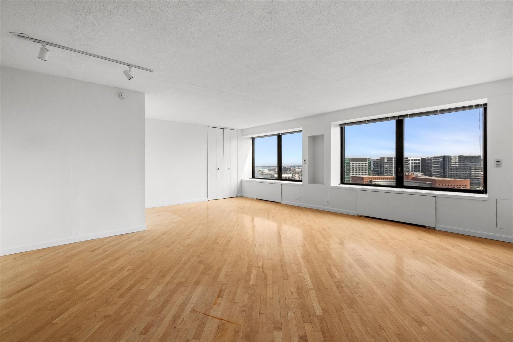 85 E India Row #23D, Boston, MA Photo #8