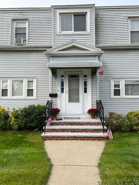 555 Beech St Boston MA 02131